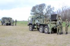 Obuka vojnika na višecevnim lanserima raketa