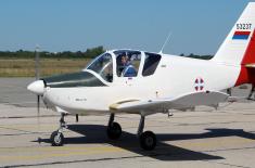 Prospective pilot candidates undergo selective flight training