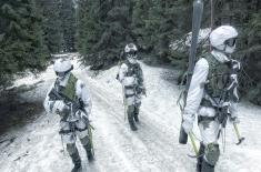 Members of 72nd Special Operations Brigade undergo winter training