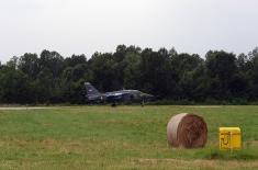 Formation flight training in Orao (Eagle) aircraft