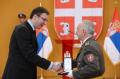 Министар Вучић уручио одликовања припадницима система одбране