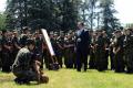 Minister Vucic with female members of SAF