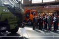 Министар Шутановац посетио Међународни салон привредних возила