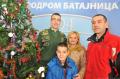 Deda Mraz i Dobre vile sleteli na aerodrom Batajnica