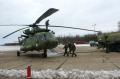 Army is unblocking the roads and evacuating the snowed-in citizens 