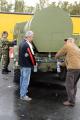 Војска снабдева водом на граничном прелазу Батровци