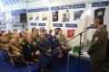 Страни војни представници посетили штанд Медија центра „Одбрана“