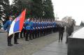 Генерал-мајор Дебора Ешенхурст положила венац на споменик Незнаном јунаку