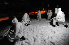 Army reconnaissance unit undergoes winter training