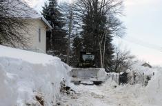 Мештани Млачишта захвални Војсци на помоћи 