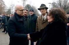 Minister Vučević unveils memorial bust for hero of Košare Goran Ostojić