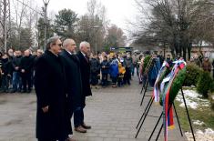 Министар Вучевић открио спомен-бисту хероју са Кошара потпуковнику Горану Остојићу