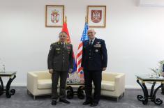 Посета команданта америчке Команде за специјалне операције у Европи 