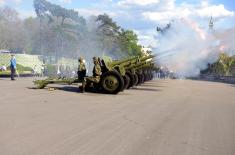 Gun salute to mark Serbian Armed Forces Day