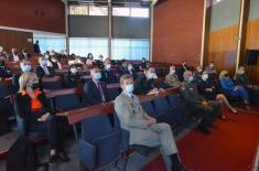 Polaznici Instituta za visoke studije bezbednosti iz oblasti nacionalne odbrane Francuske posetili Univerzitet odbrane 