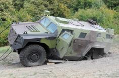 Minister Vulin in „Nikinci”: Armoured fighting vehicle “Miloš” passed all tests 