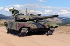 Министар Вулин: Модернизовани тенк М-84 АС1 показао је добре идеје наших конструктора