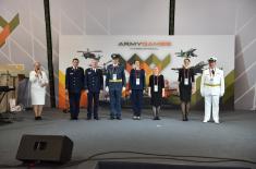 Minister Vulin with our Participants of International Military Games in Russia