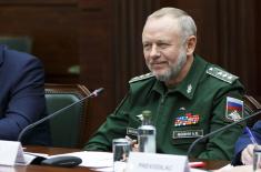 Defence Minister visits the Russian Federation