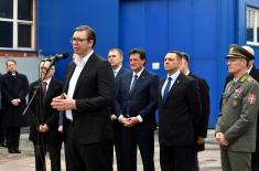 The President and the Supreme Commander Aleksandar Vučić visited “Krušik” in Valjevo