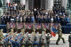 Председник Вучић: Најмлађи официри – ешелон слободе и суверенитета наше отаџбине