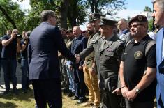 President Vučić lays wreath at Monument to Heroes of Košare