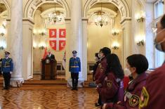 The highest military awards presented to the members of the Chinese medical team