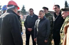 Minister Stefanović inspects works at Loznica’s “Corporal Momčilo Gavrić“ barracks