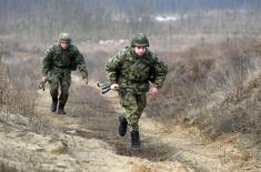 Minister Stefanović visits Air Force and Air Defence NCO Course students  