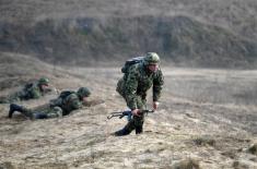 Minister Stefanović visits Air Force and Air Defence NCO Course students  