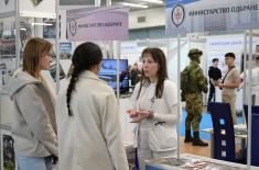 Универзитет одбране представља образовне програме војних школа на сајму „Путокази“ у Новом Саду