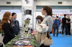 Универзитет одбране представља образовне програме војних школа на сајму „Путокази“ у Новом Саду