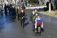 Делегација Министарства одбране и Војске Србије положила венце поводом Дана бранилаца отаџбине 