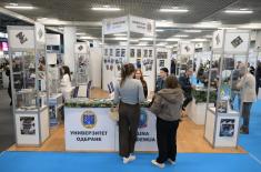 Универзитет одбране представља образовне програме војних школа на сајму „Путокази“ у Новом Саду