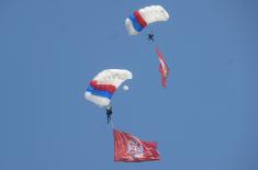 „Балкански скок пријатељства 2026“ окупио падобранце региона