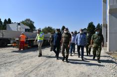 Министар Вулин: Радови на изградњи ковид болнице у Батајници иду по плану, рок за завршетак је 1. децембар