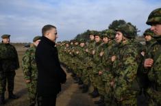 Minister Stefanović visits Air Force and Air Defence NCO Course students  