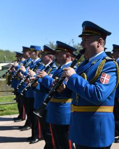 Minister Stefanović lays wreath at Monument to Pilots - Defenders of Belgrade