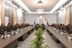 Minister Gašić visits Serbian Armed Forces General Staff