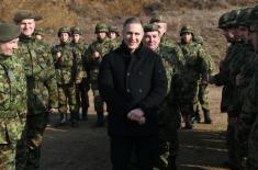 Minister Stefanović visits Air Force and Air Defence NCO Course students  