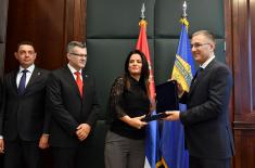 Plaques for exceptional cooperation and contribution to the work of the Ministry of Interior