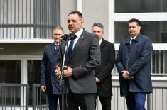 Minister Vulin at the key-handover ceremony in Vranje: Vučić is the first president of Serbia who initiated a systematic resolution of housing issues of the members of security services