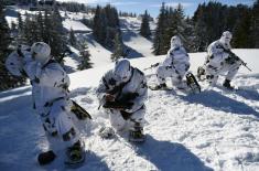 Обука кадета Војне академије у зимским условима