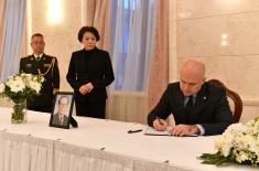 Minister Vučević Signs Book of Condolence for Jiang Zemin