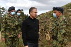 Ministar Stefanović na Vaskrs sa pripadnicima 126. brigade VOJIN na Murtenici 