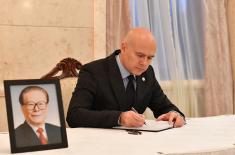 Minister Vučević Signs Book of Condolence for Jiang Zemin