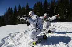 Обука кадета Војне академије у зимским условима