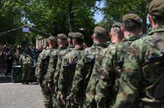 Candidates for admission to Special Forces as part of Project 5,000 take oath of enlistment