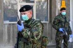 Војска Србије обезбеђује граничне прелазе, прихватне центре и болнице 