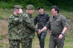 Министар Гашић присуствовао такмичењу војнополицијских и извиђачких јединица